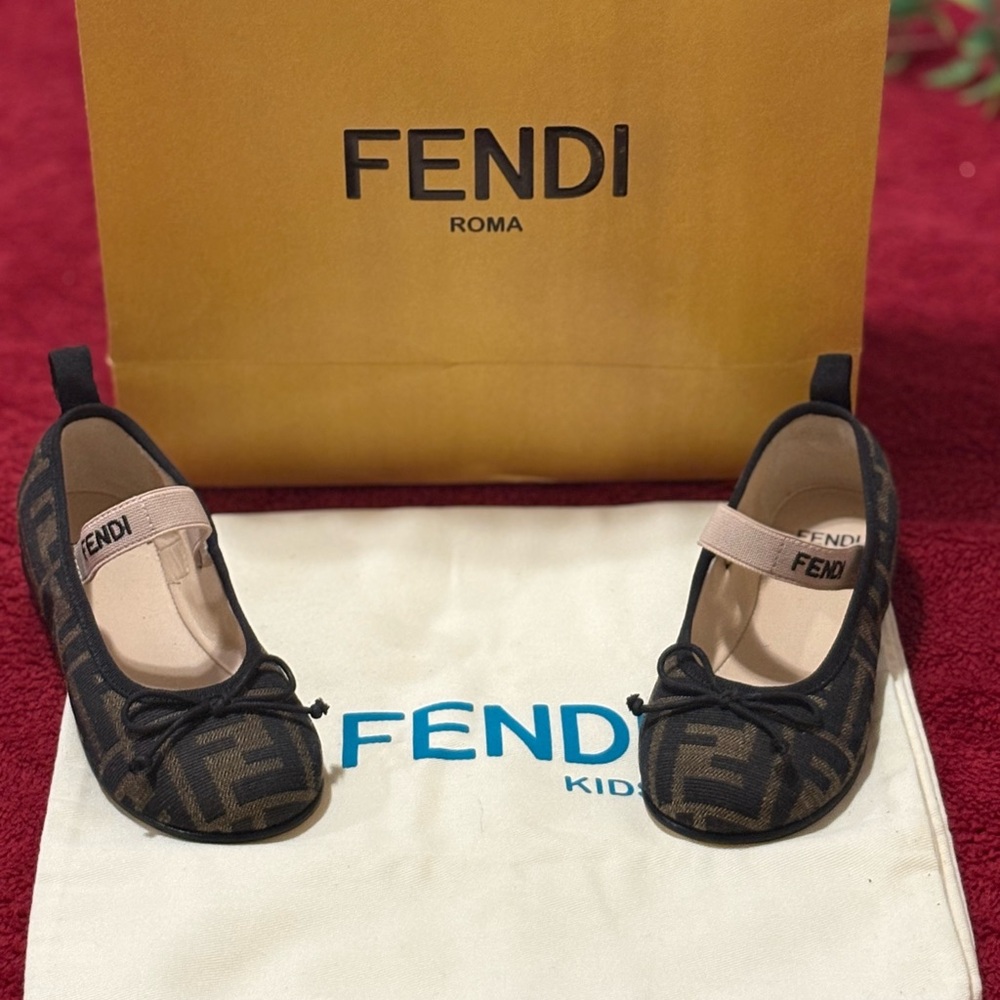 Fendi Kids Brown Ballet Flats